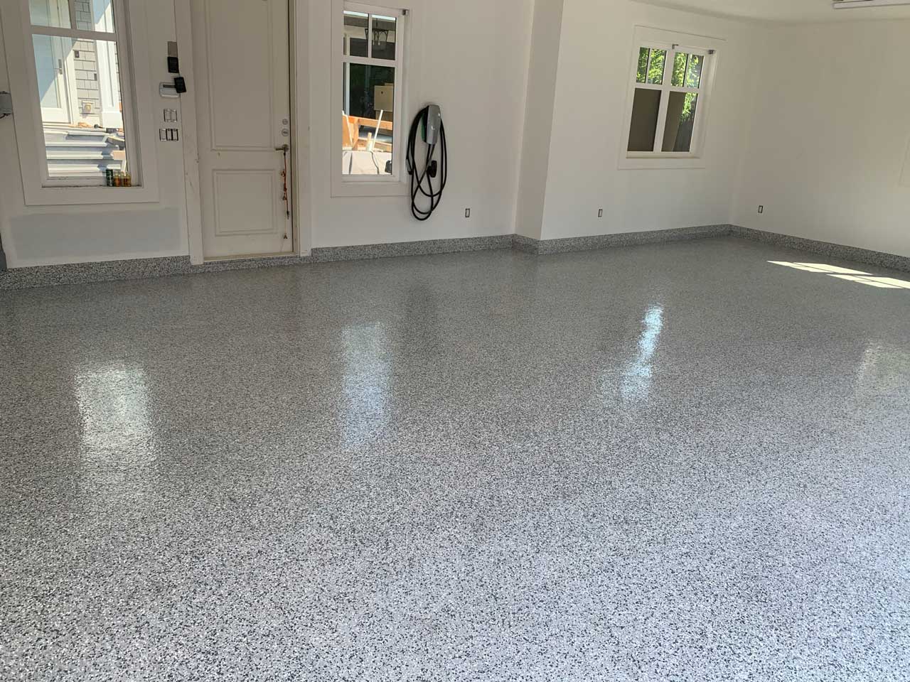 Self-leveling compound application for uneven floor correction