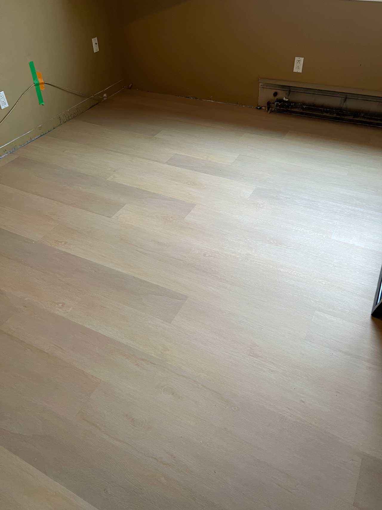 Expert vinyl flooring installation in Greater Vancouver home